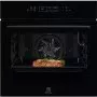 Electrolux KOE8P81Z SenseCook beépíthető elektromos sütő, pirolitikus tisztítás, magyar menü, automata prog., maghőmérő, teleszkópos sütősín, fekete, 71 l