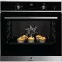 Electrolux EOD5C70X SteamBake beépíthető elektromos sütő, katalitikus tisztítás, led kijelző, süllyeszett gombok, softclosing, teleszkópos sütősín, 72 l