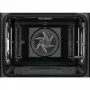 Electrolux KOE8P89WZ SenseCook beépíthető elektromos sütő, 71 l, wifi, pirolitikus tisztítás, magyar menü, automata prog., maghőmérő, teleszkópos sütősín