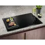 Electrolux EIS82453 SenseBoil beépíthető indukciós főzőlap, hob2hood, 80 cm, sensecook boil automata forralás program, bridge funkció, csúszkás érintővezérlés