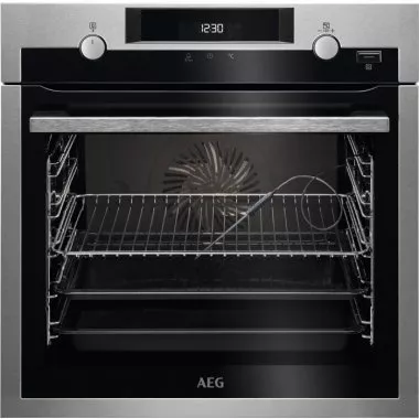 AEG BCE556350M SteamBake beépíthető sütő gőzfunkcióval, katalitikus tisztítás, maghőmérő