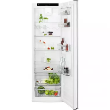 AEG RKB539E1DW hűtőszekrény, fehér, 186 cm, 390 l, érintővezérlés, dynamicair, coolmatic, palacktartó, rúdfogantyú
